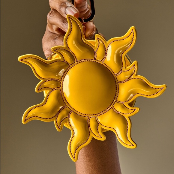 Bath & Body Works Disney Princess Rapunzel PocketBac, Sanitizer & Coin Purse - Picture 4 of 5